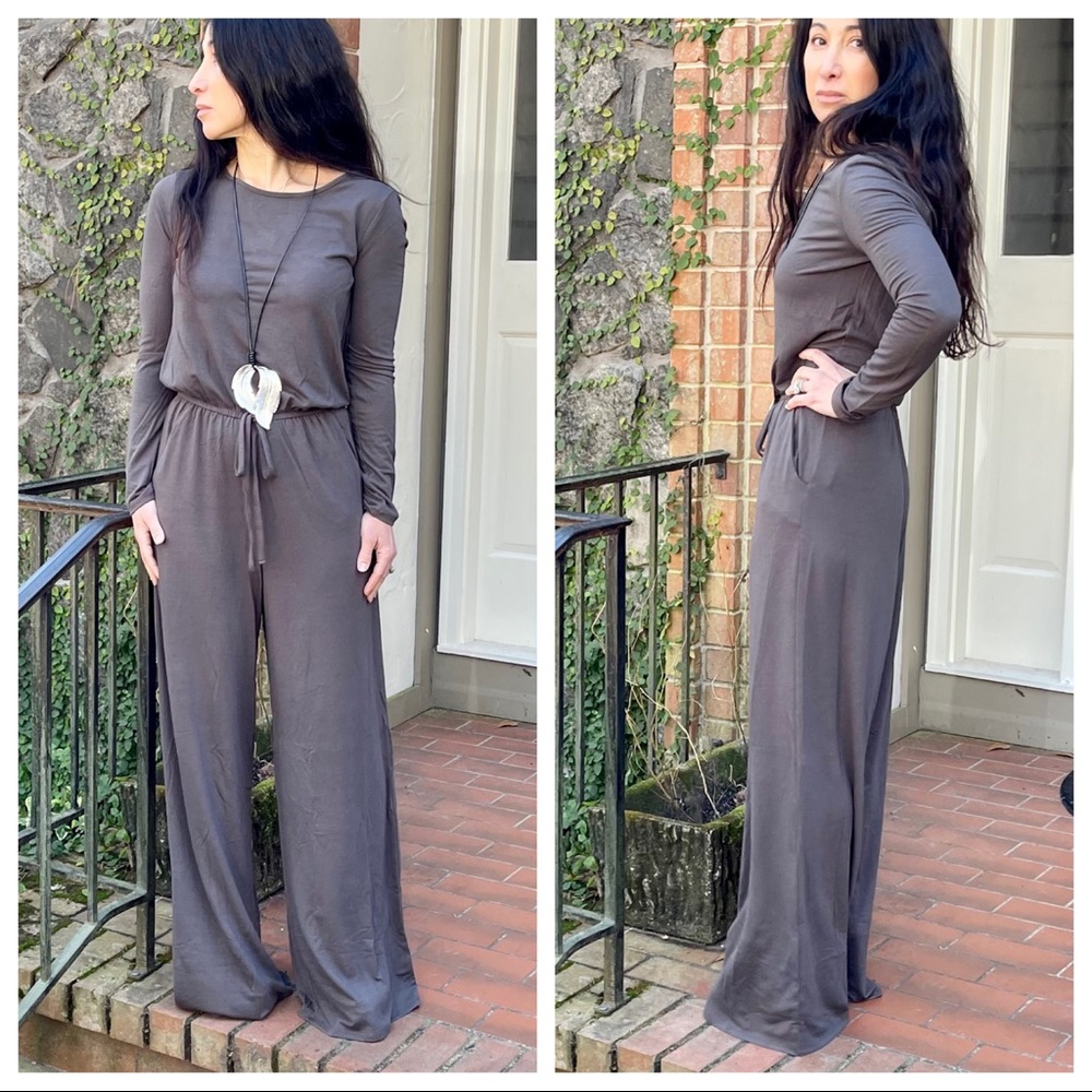 ✨RESTOCK✨CHARCOAL GRAY  WIDE LEG POCKETS JUMPSUIT - Picture 6 of 7